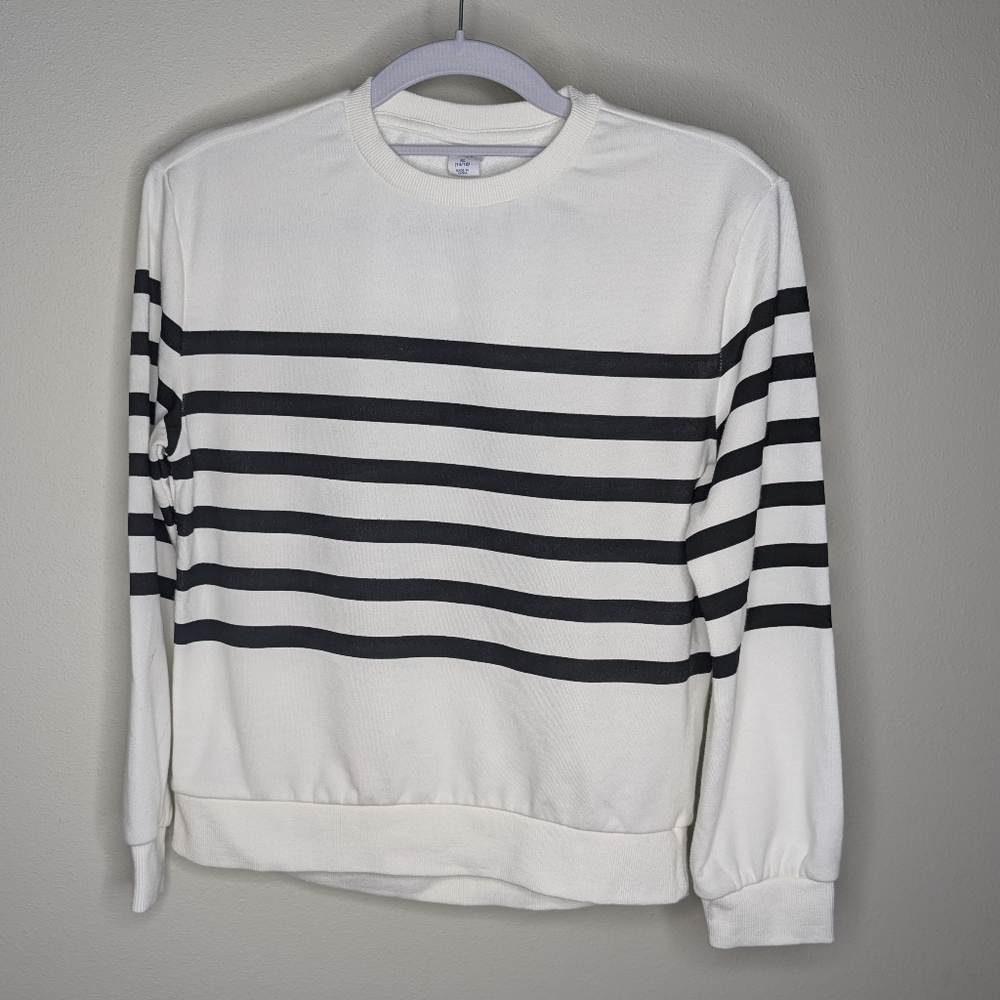 GAP White and Black Striped Kids Sweatshirt